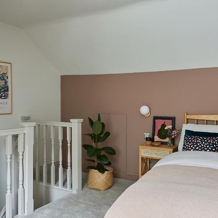Pontcanna By Black Door Stays Cardiff Exterior photo