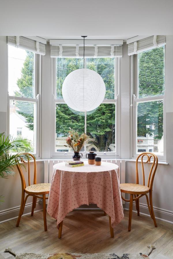 Pontcanna By Black Door Stays Cardiff Exterior photo